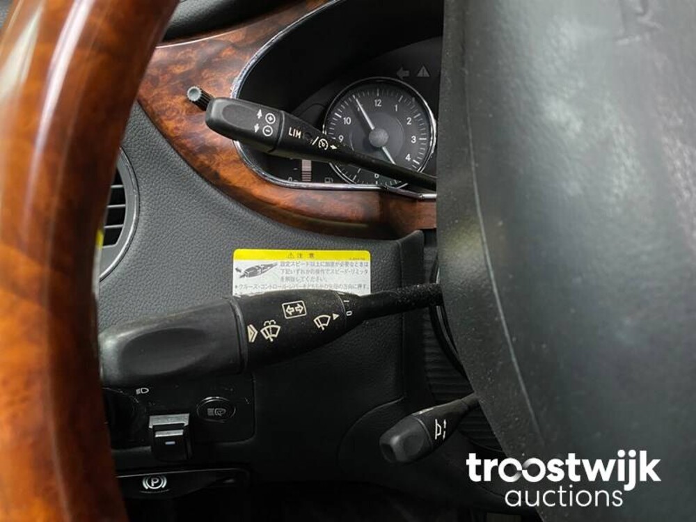 Mercedes-Benz CLS500 5.0 V8 306pk 2007 -Youngtimer-