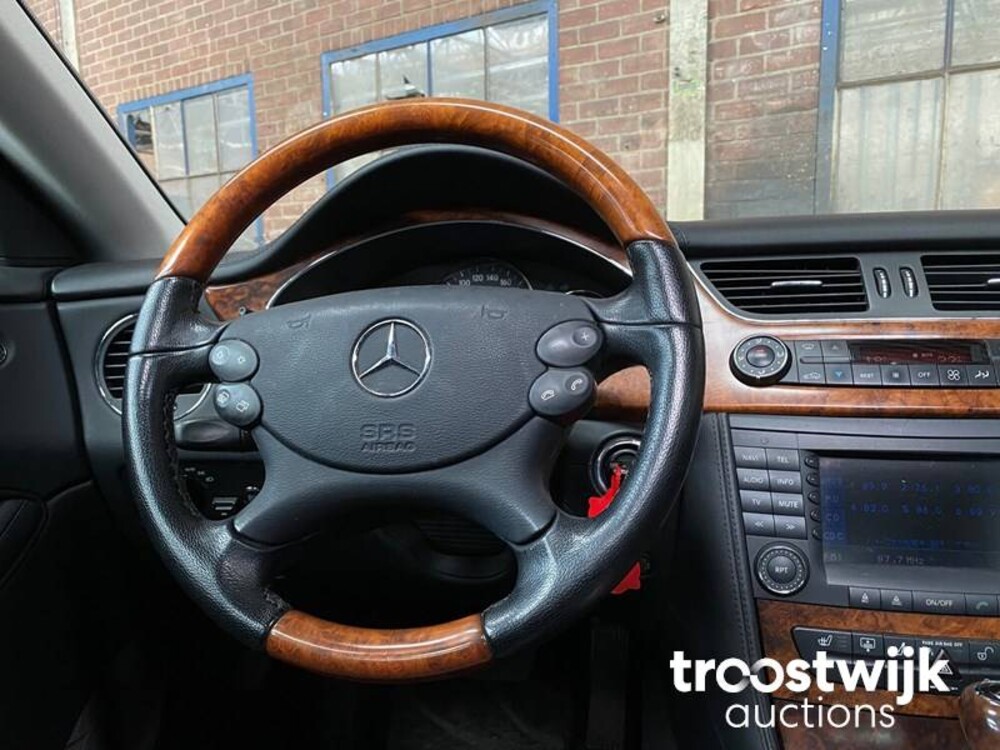 Mercedes-Benz CLS500 5.0 V8 306pk 2007 -Youngtimer-