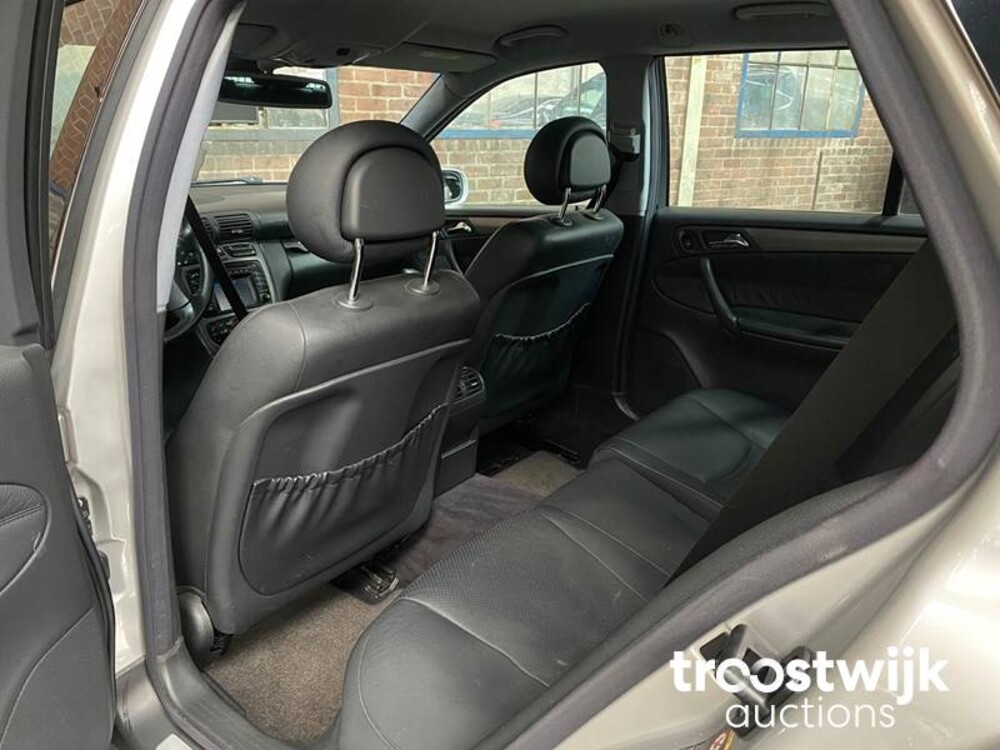 Mercedes-Benz C320 Elegance 4Matic C-klasse Combi  218pk 2003, R-016-SV