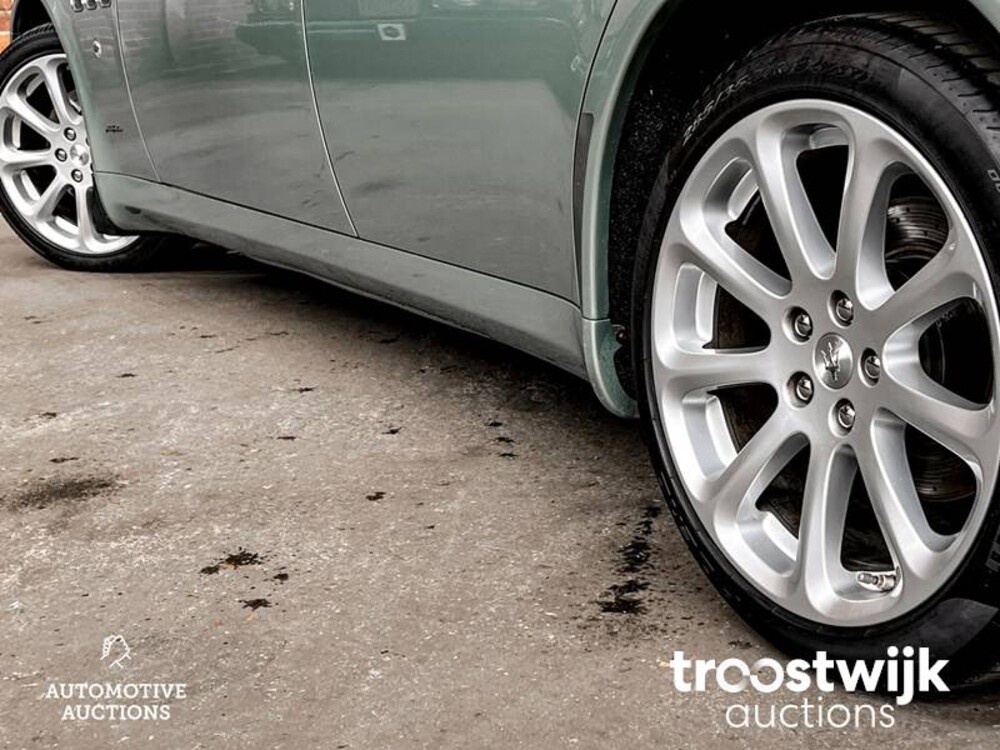 Maserati Quattroporte 4.2 V8 400pk 2006 -Youngtimer-