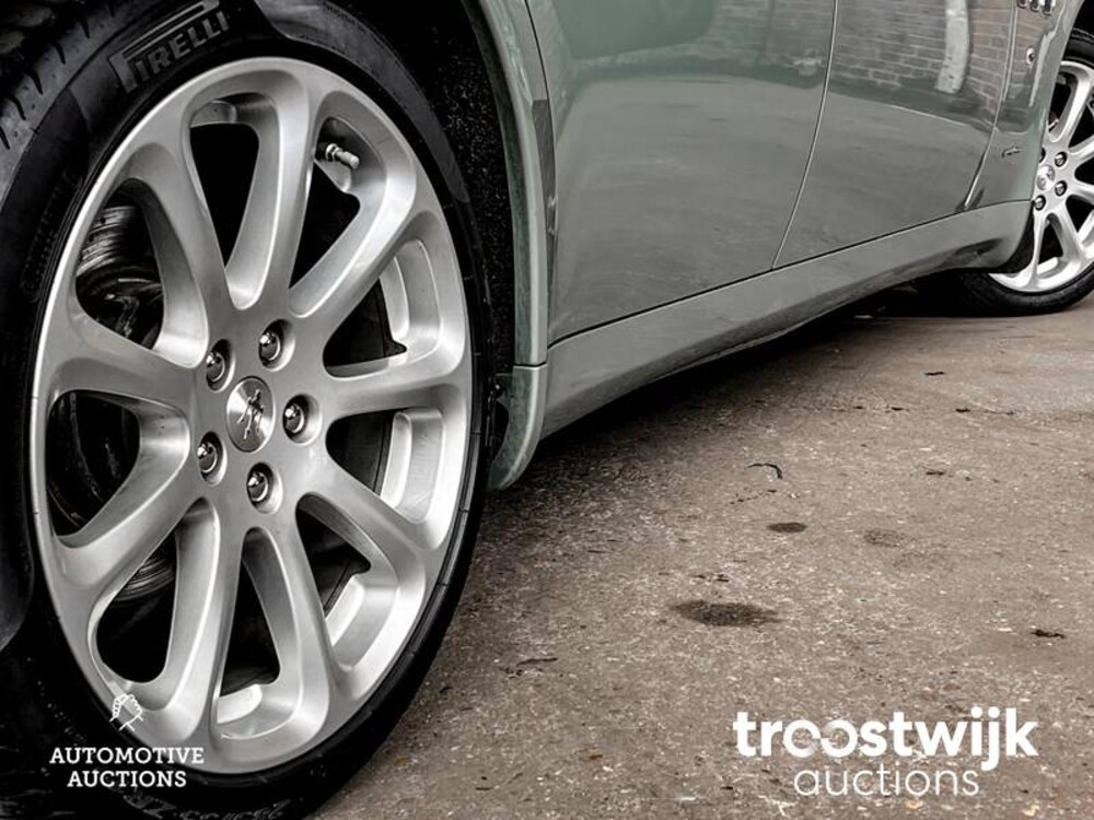 Maserati Quattroporte 4.2 V8 400pk 2006 -Youngtimer-