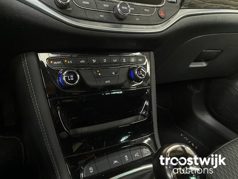 Opel Astra Sports Tourer 1.4 Innovation 150pk 2018 -Orig. NL-, TL-455-Z