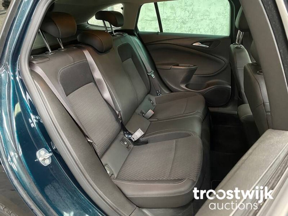 Opel Astra Sports Tourer 1.4 Innovation 150pk 2018 -Orig. NL-, TL-455-Z