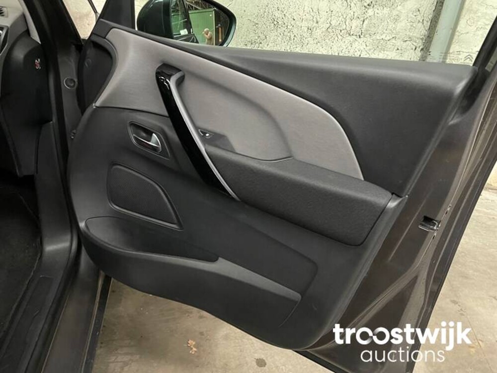 Citroen Grand C4 SpaceTourer 1.2 PT Business 131pk 2018 -Orig. NL-, TD-517-P