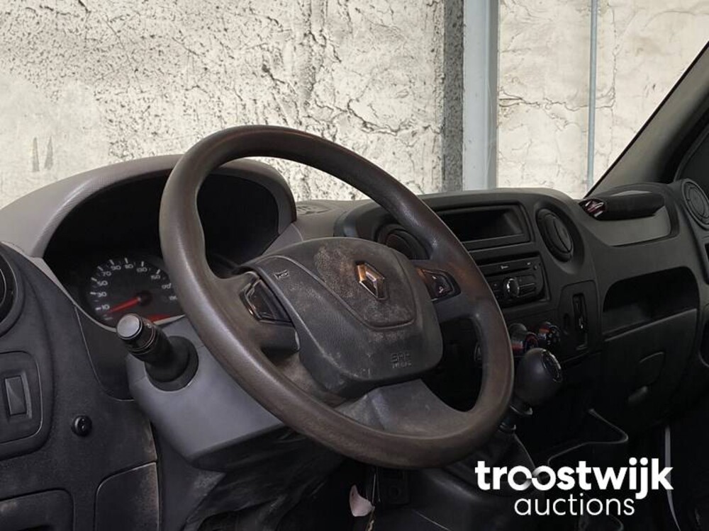Renault Master T33 2.3 dCi L2H2 110pk 2017 -Orig. NL-, V-983-GH