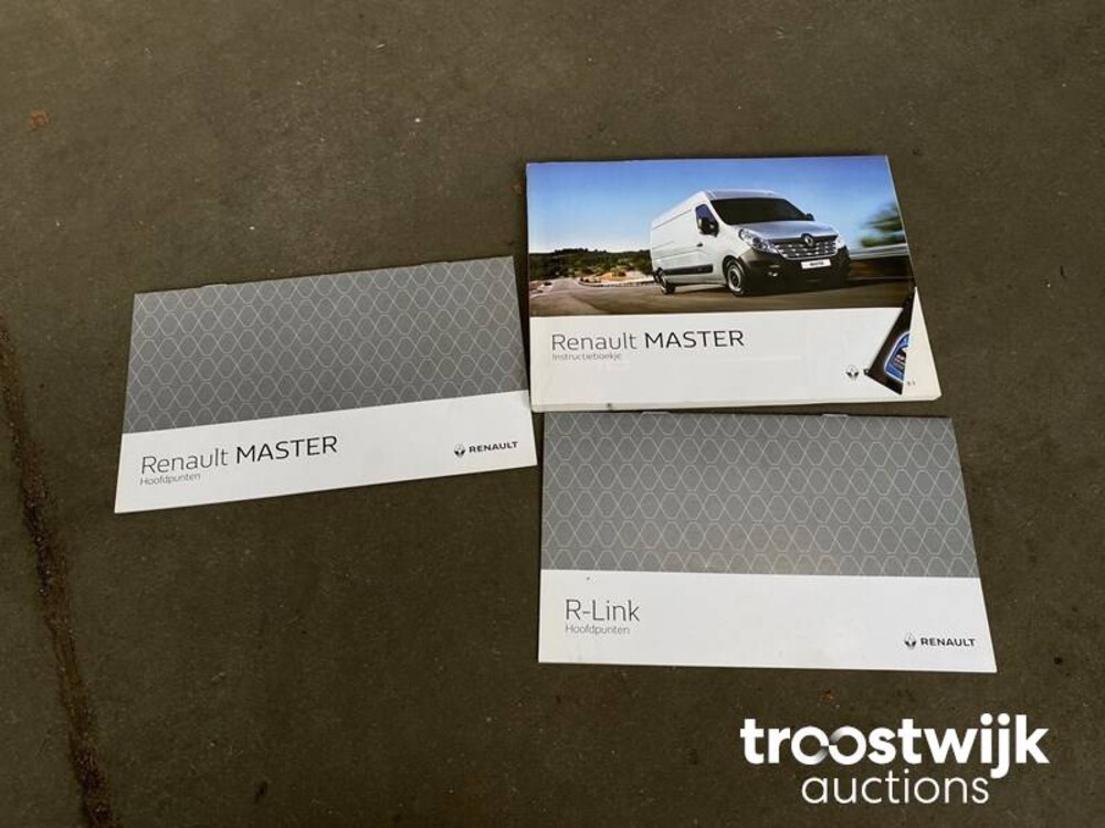 Renault Master T33 2.3 dCi L2H2 110pk 2017 -Orig. NL-, V-983-GH