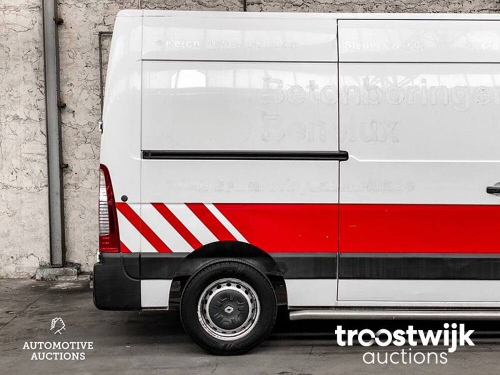 Renault Master T33 2.3 dCi L2H2 110pk 2017 -Orig. NL-, V-983-GH