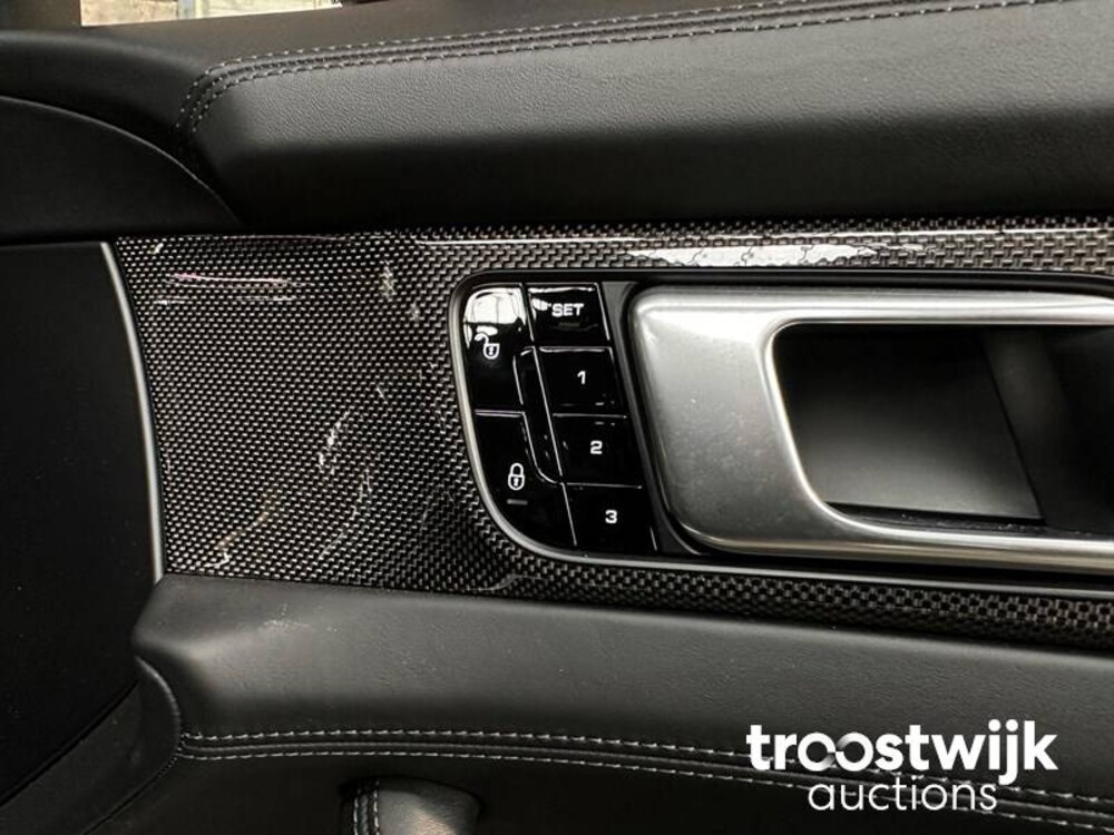 Porsche Panamera Turbo 4.0 V8 549pk NIEUW-MODEL (2017 MY) Sport Chrono, L-894-DF
