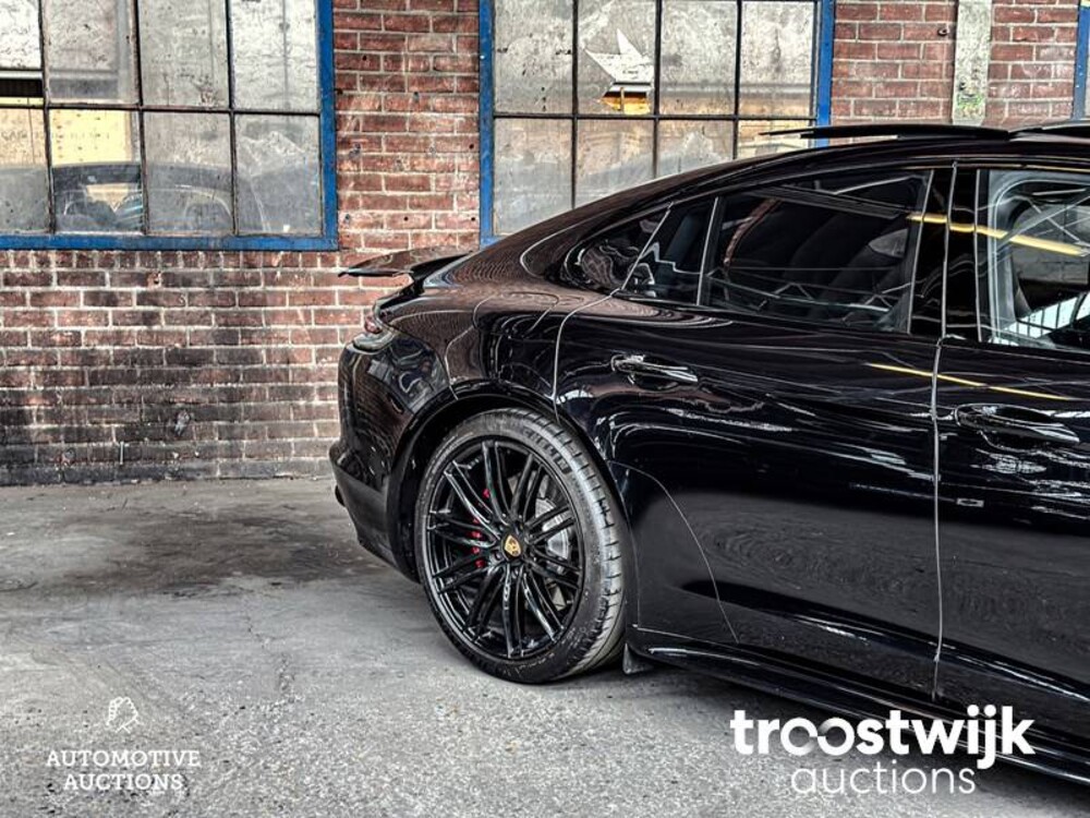 Porsche Panamera Turbo 4.0 V8 549pk NIEUW-MODEL (2017 MY) Sport Chrono, L-894-DF