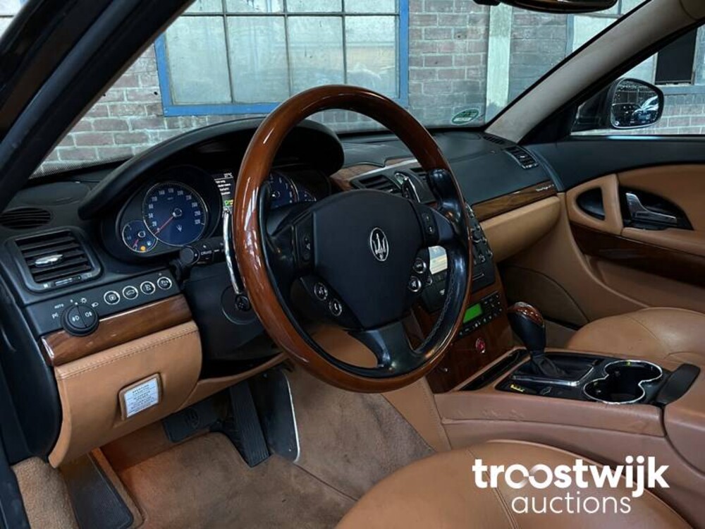 Maserati Quattroporte Executive GT 4.2 V8 ZF 400pk 2011