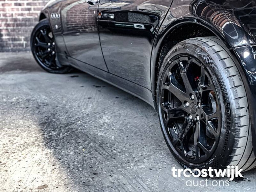 Maserati Quattroporte Executive GT 4.2 V8 ZF 400pk 2011