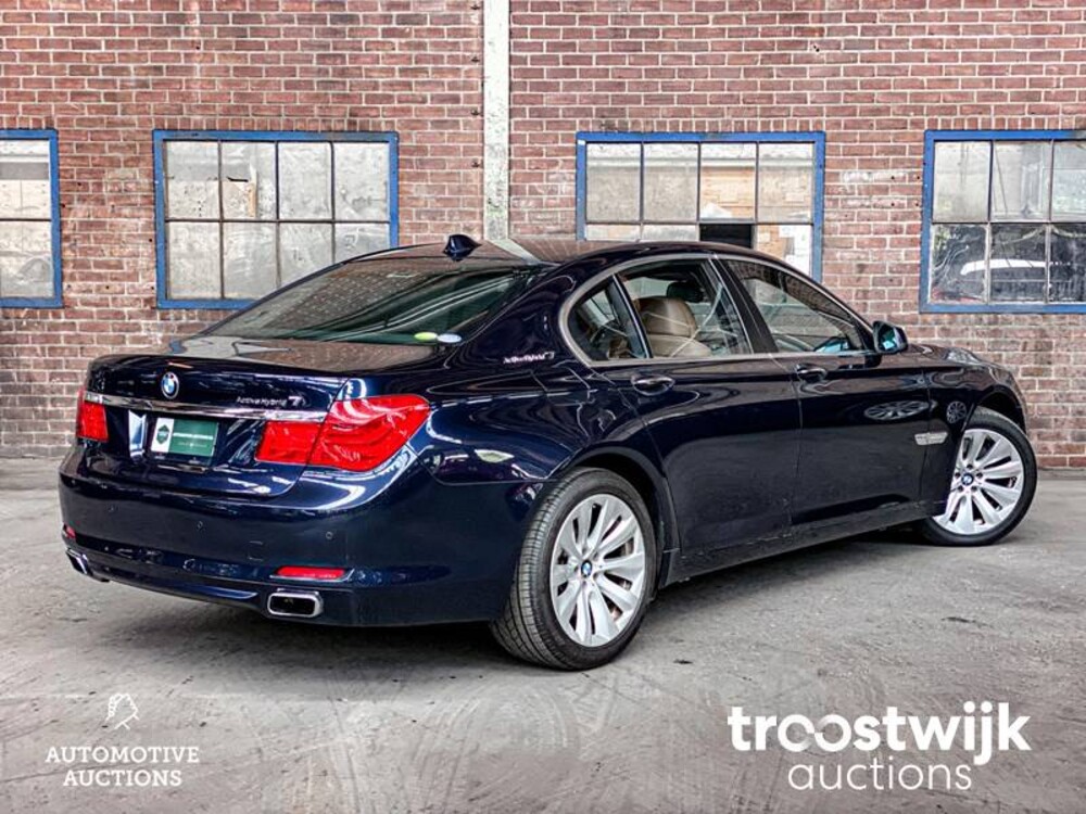 BMW ActiveHybrid7 F04 4.4 V8 465pk 2011 7-serie 