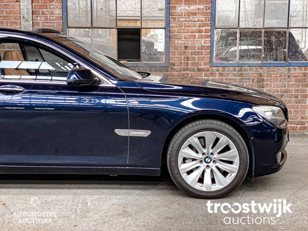 BMW ActiveHybrid7 F04 4.4 V8 465pk 2011 7-serie 