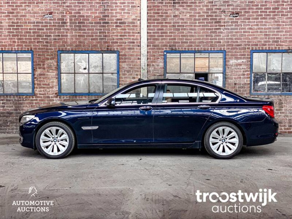 BMW ActiveHybrid7 F04 4.4 V8 465pk 2011 7-serie 