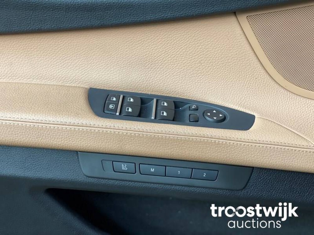 BMW ActiveHybrid7 F04 4.4 V8 465pk 2011 7-serie 