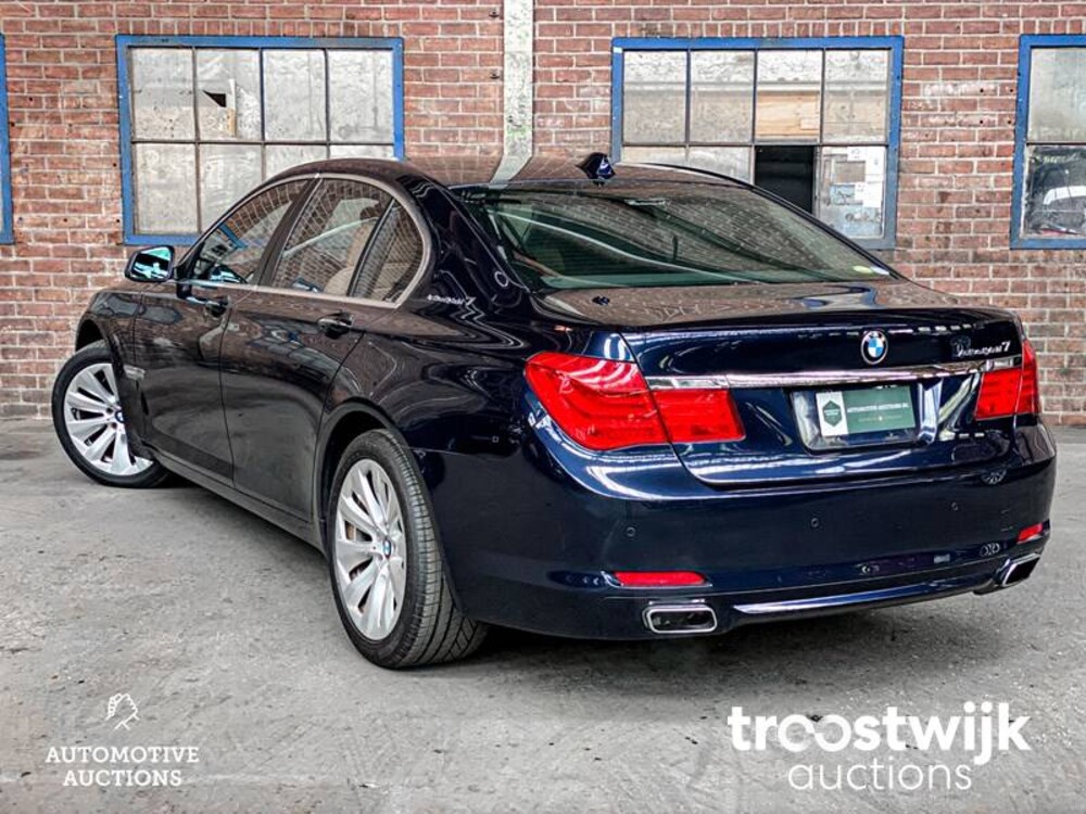 BMW ActiveHybrid7 F04 4.4 V8 465pk 2011 7-serie 
