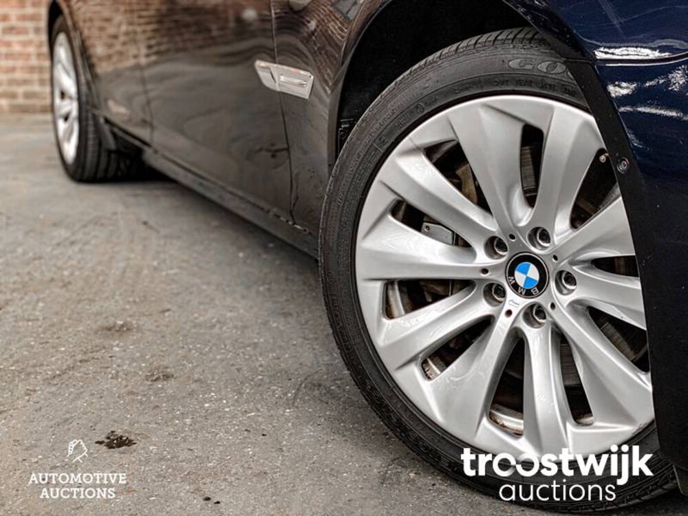 BMW ActiveHybrid7 F04 4.4 V8 465pk 2011 7-serie 