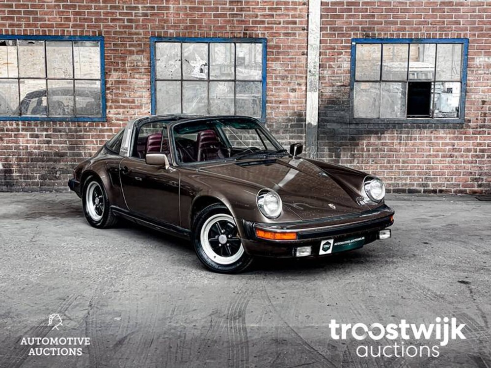 Porsche 911 Targa 3.0 SC 204pk 1983