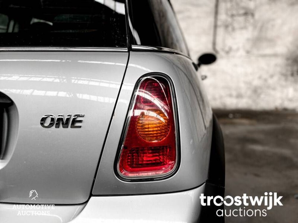 Mini One 1.6 90pk 2001, 86-STB-8