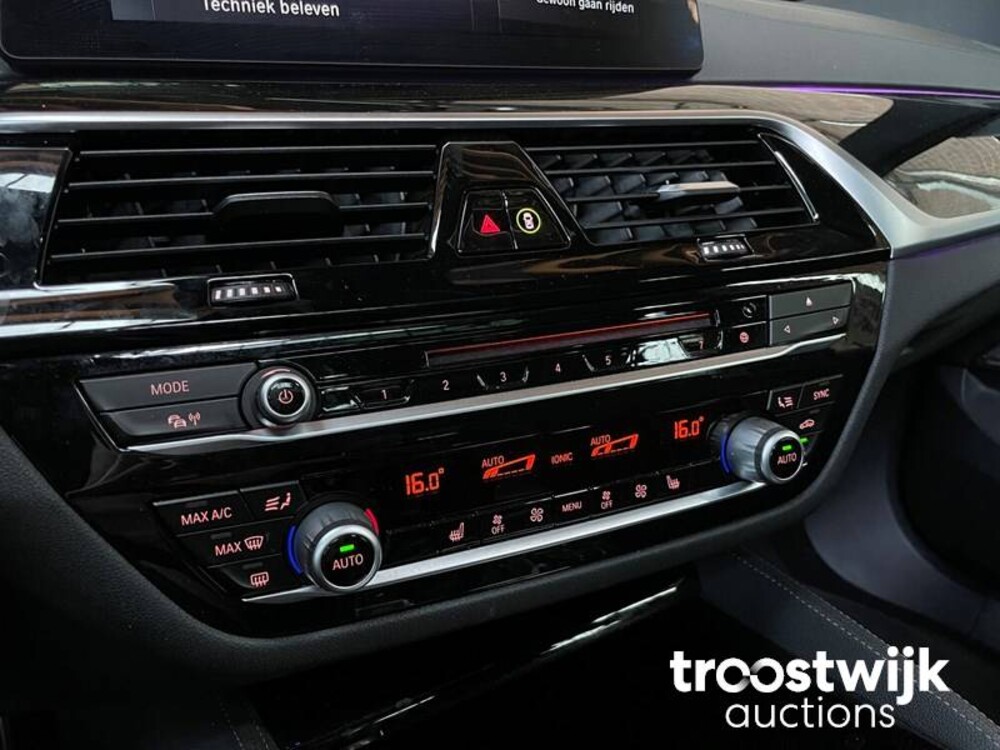 BMW 640i Gran Turismo M-Sport G32 xDrive High Executive 340pk 2017, K-393-PR