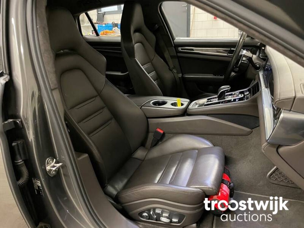 Porsche 4.0 Turbo 549pk 2017 -Orig. NL-, NB-948-F