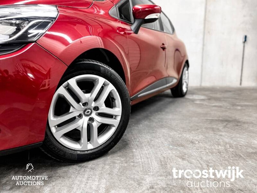 Renault Clio TCe Zen 90pk 2017 -Orig. NL-, PG-557-D