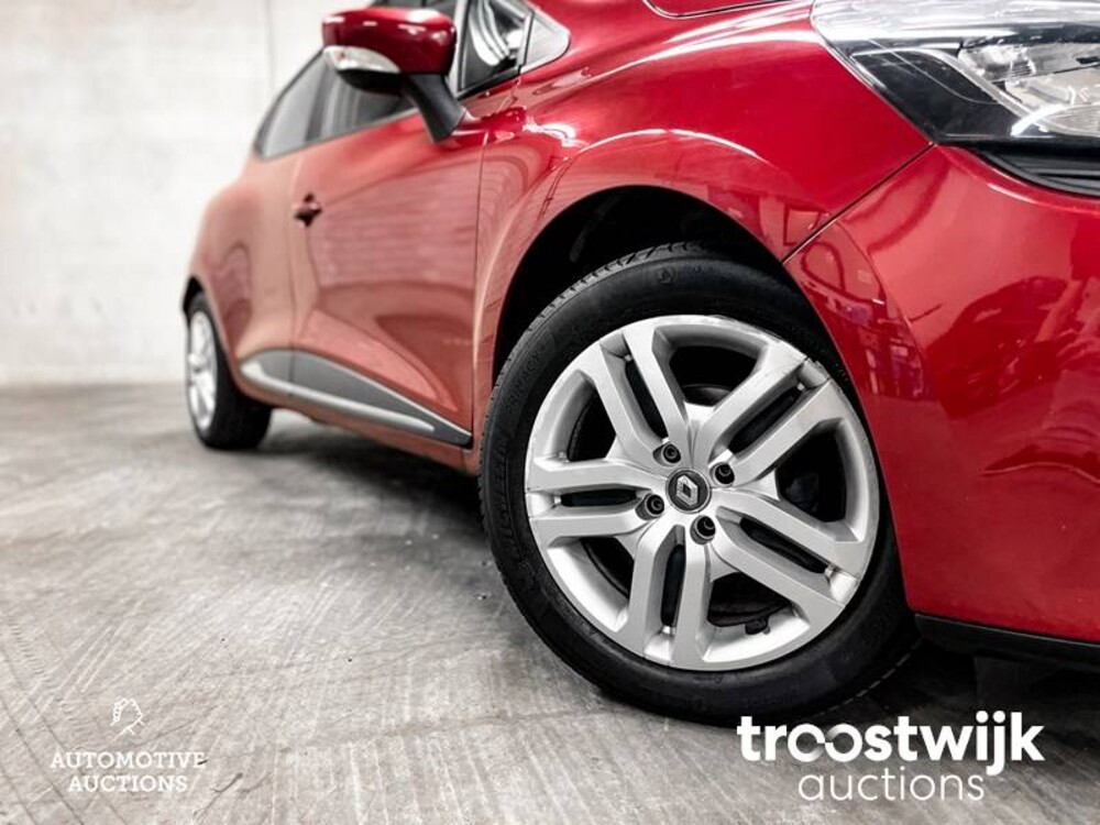 Renault Clio TCe Zen 90pk 2017 -Orig. NL-, PG-557-D