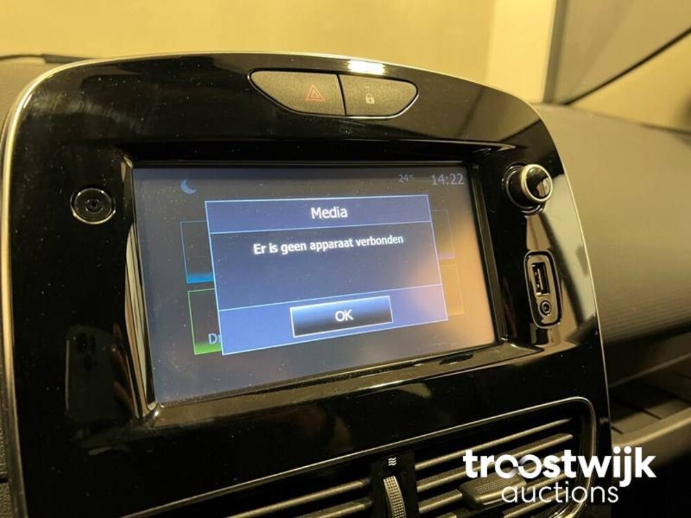 Renault Clio TCe Zen 90pk 2017 -Orig. NL-, PG-557-D