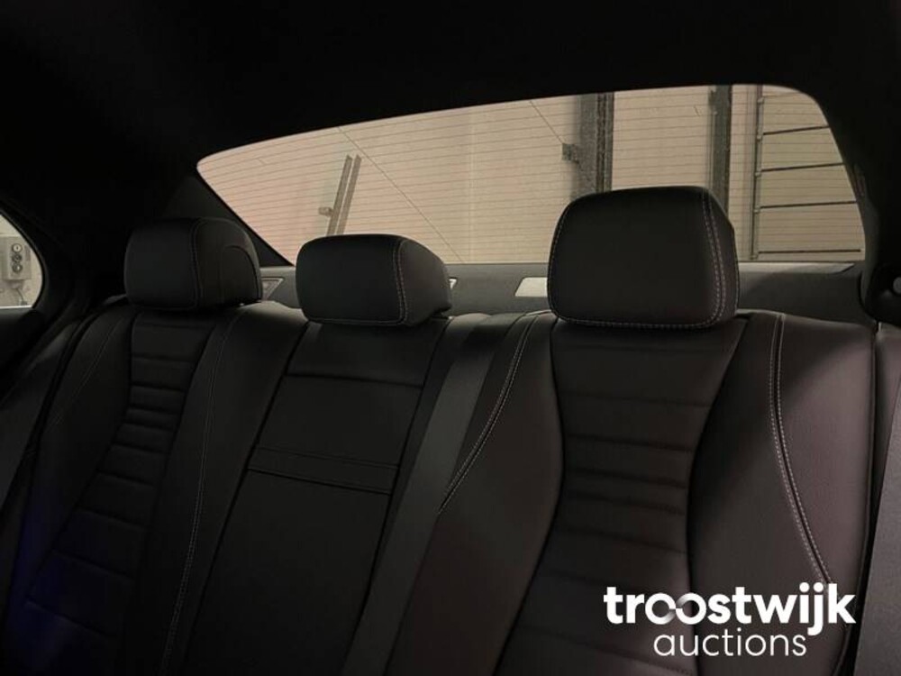 Mercedes-Benz E220d Business Solution Sport E-Klasse 194pk 2020 -Orig. NL-, H-779-PK