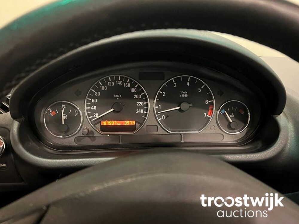 BMW Z3 Roadster E36 2.8 192pk 1998, 15-TV-SR