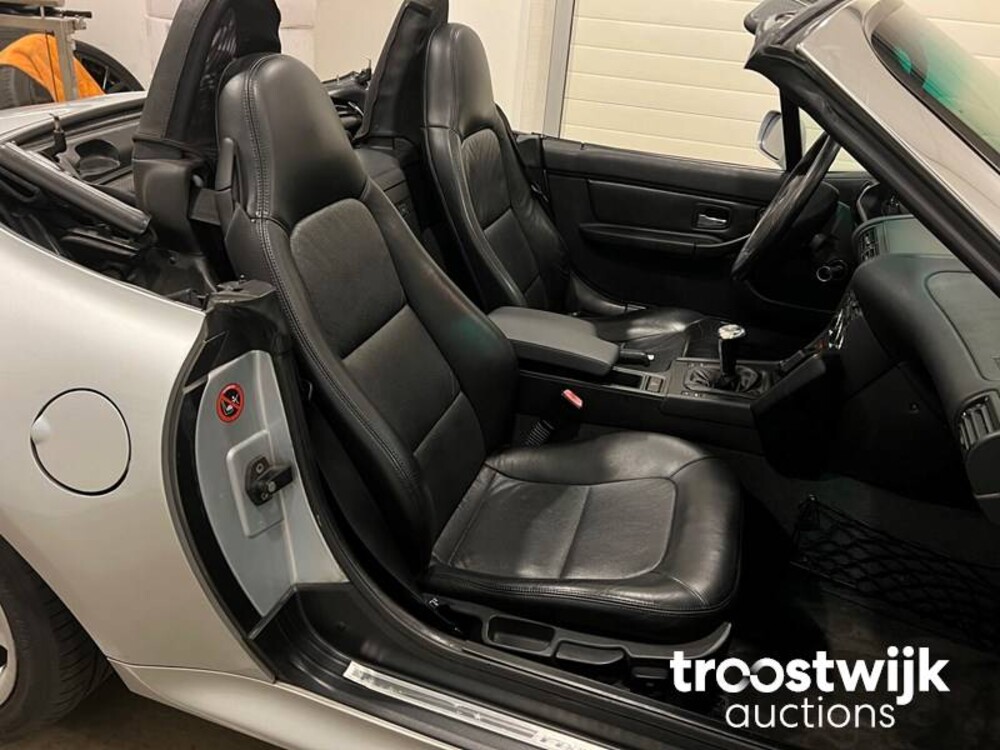 BMW Z3 Roadster E36 2.8 192pk 1998, 15-TV-SR