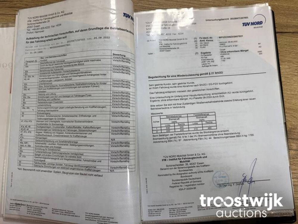 Porsche 911 Carrera Coupe 3.4 300pk 1999, R-223-PB