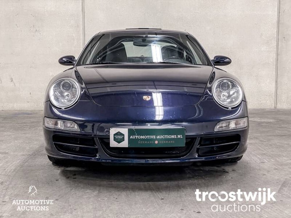 Porsche 911 Carrera 3.6 325pk 2005, 36-XV-SL