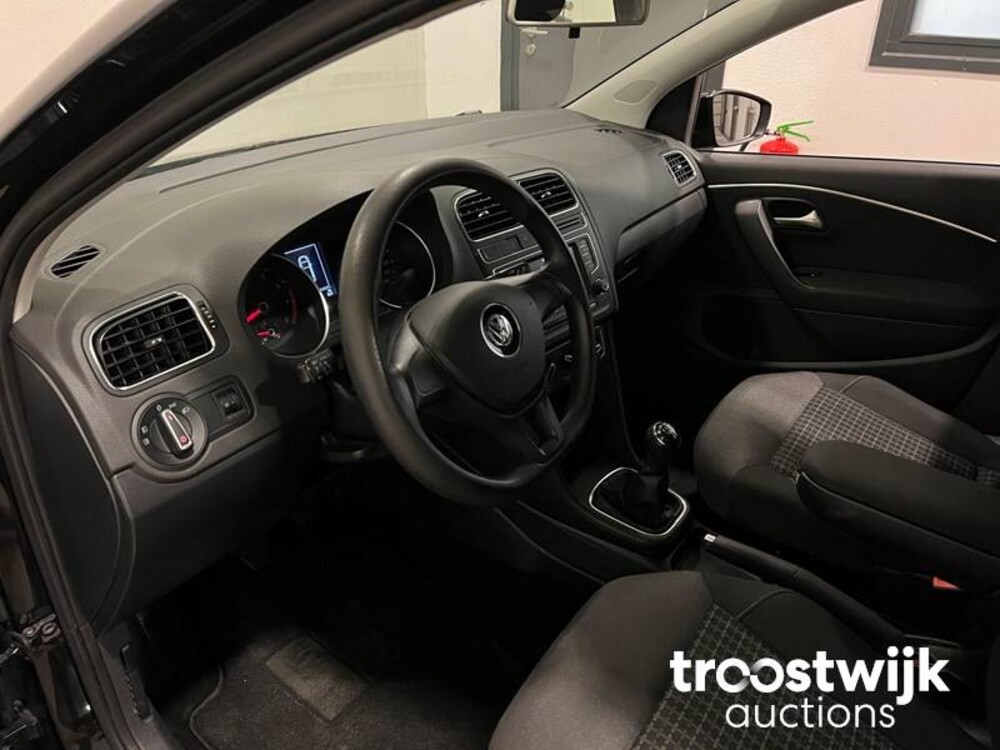 Volkswagen Polo 1.2 TSI Comfortline Facelift 90pk 2015 -Orig. NL-, 2-ZKN-18