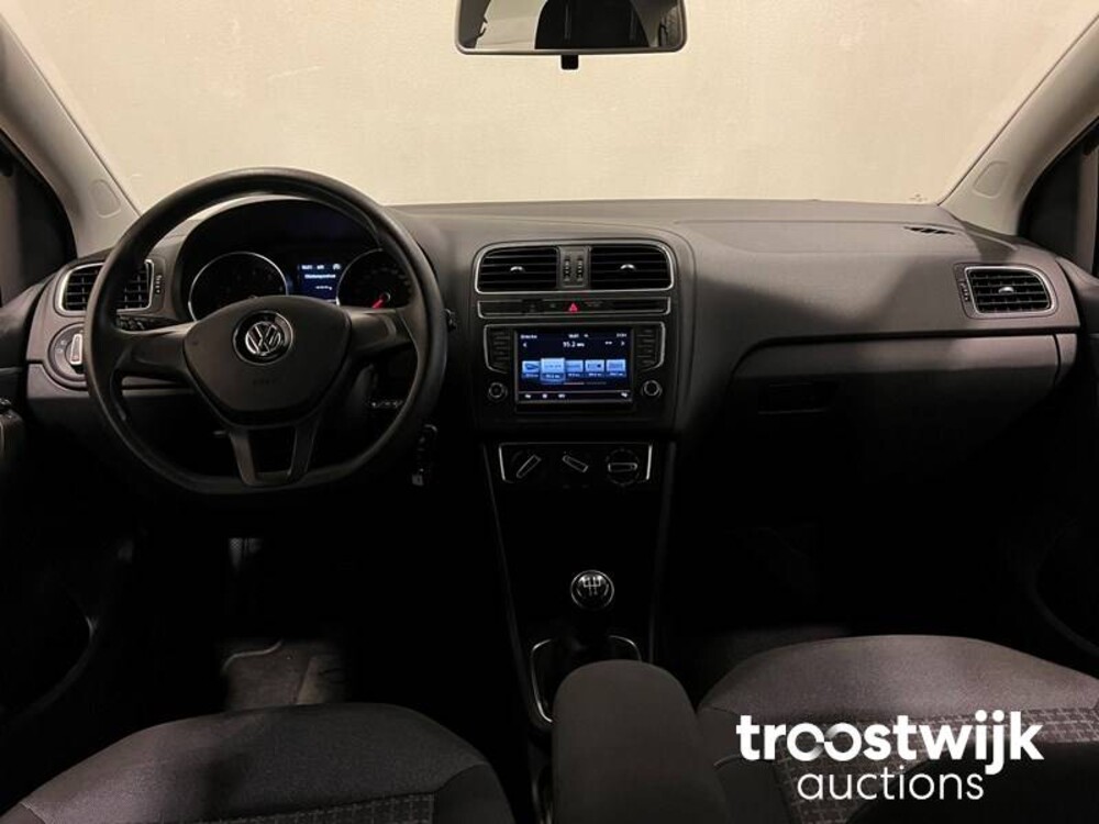 Volkswagen Polo 1.2 TSI Comfortline Facelift 90pk 2015 -Orig. NL-, 2-ZKN-18