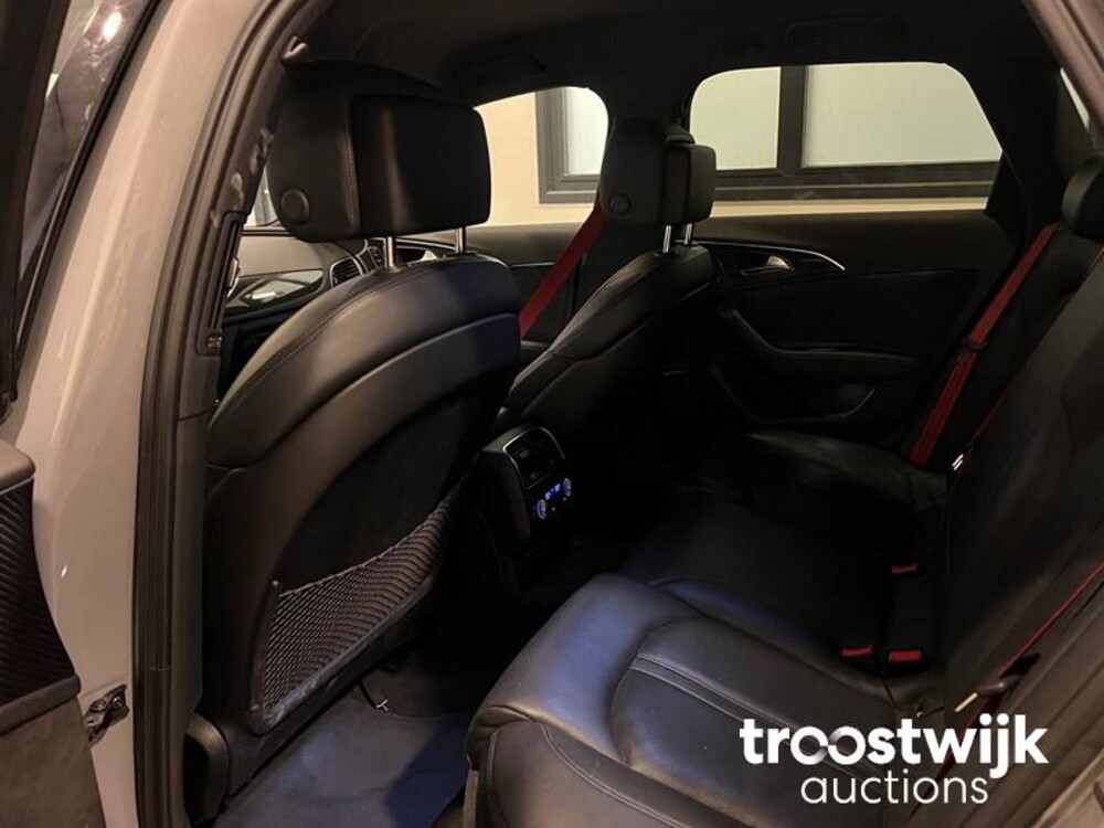 Audi RS6 Avant 4.0 V8 TFSI Quattro Pro Line + 560pk 2015, TS-462-F
