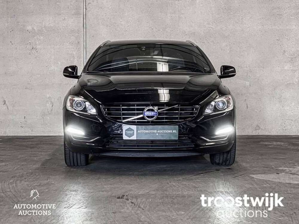 Volvo V60 2.4 D5 Twin Engine Plug-in Hybrid Special Edition 163pk 2016, -Orig. NL-, KZ-683-B