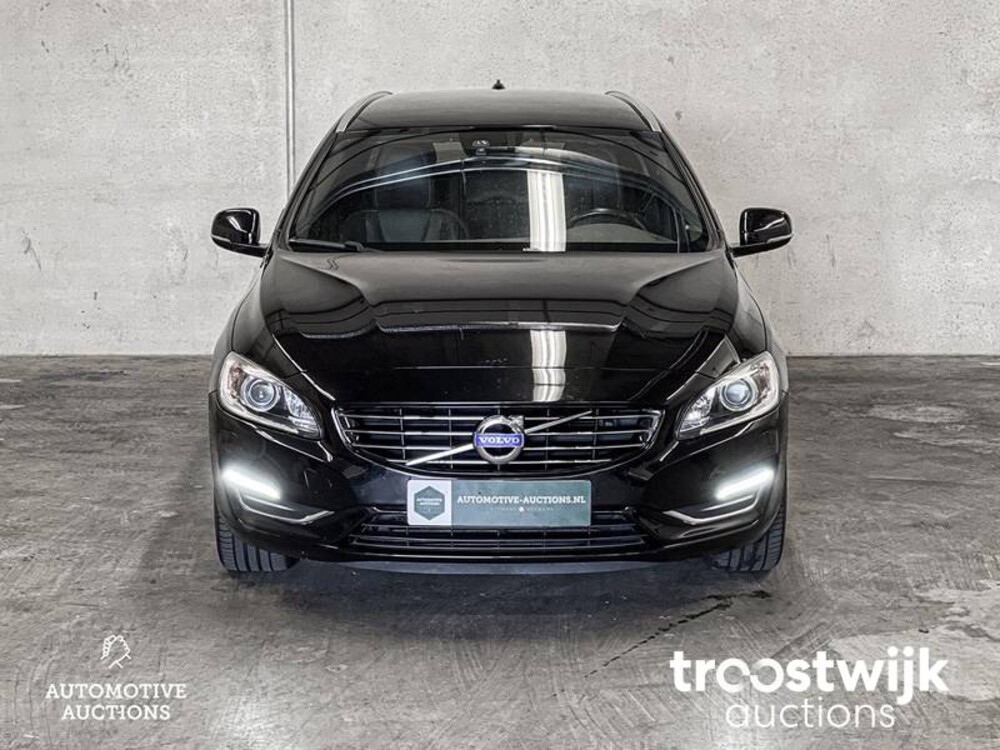 Volvo V60 2.4 D5 Twin Engine Plug-in Hybrid Special Edition 163pk 2016, -Orig. NL-, KZ-683-B