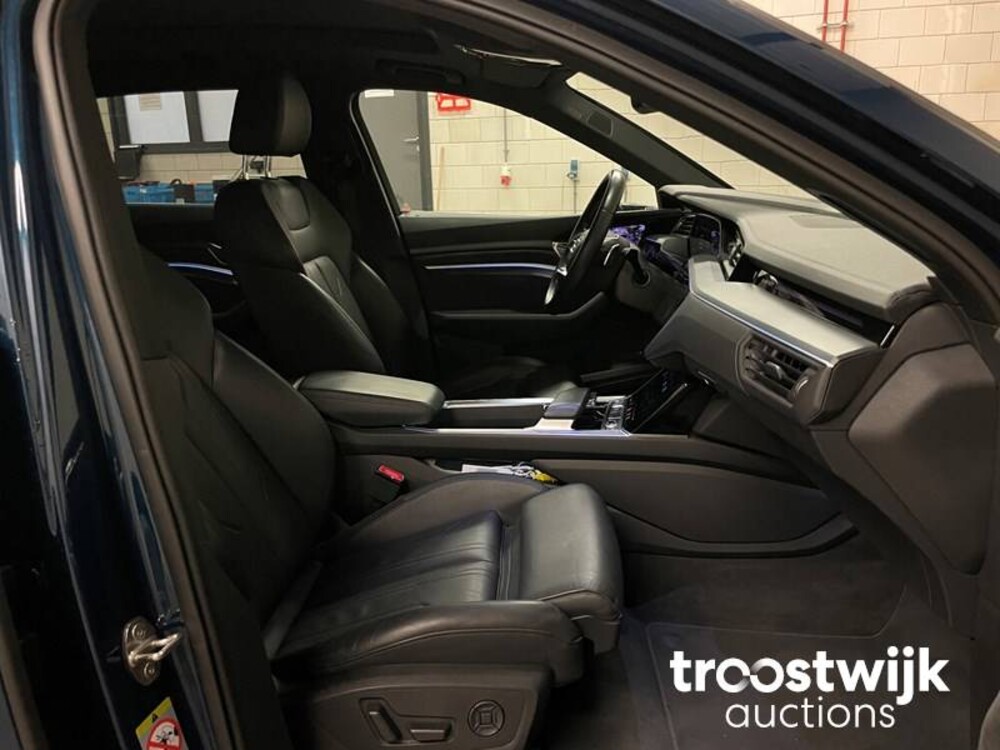 Audi e-tron 55 Quattro advanced Pro Line + 265kW 2018, K-652-VJ