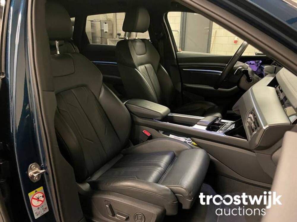 Audi e-tron 55 Quattro advanced Pro Line + 265kW 2018, K-652-VJ