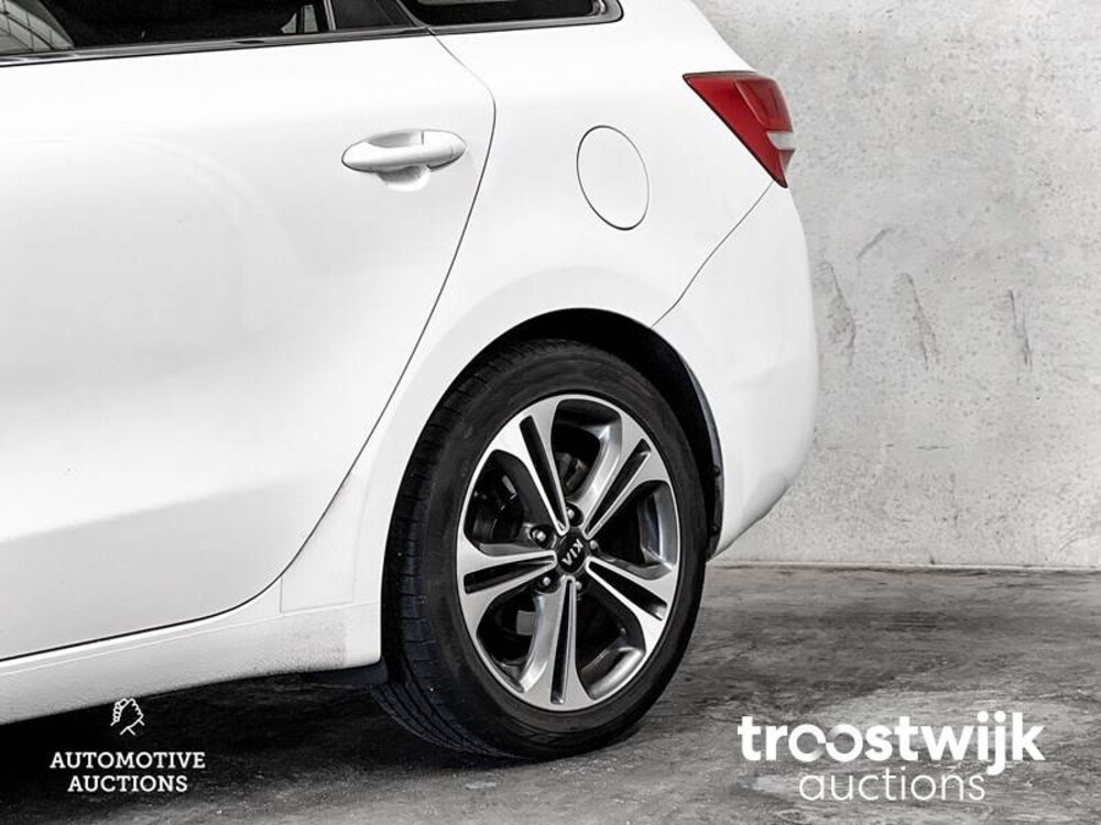 Kia cee'd Sportswagon 1.6 CRDi GT-Line 136pk 2017 -Orig. NL-, NF-601-H