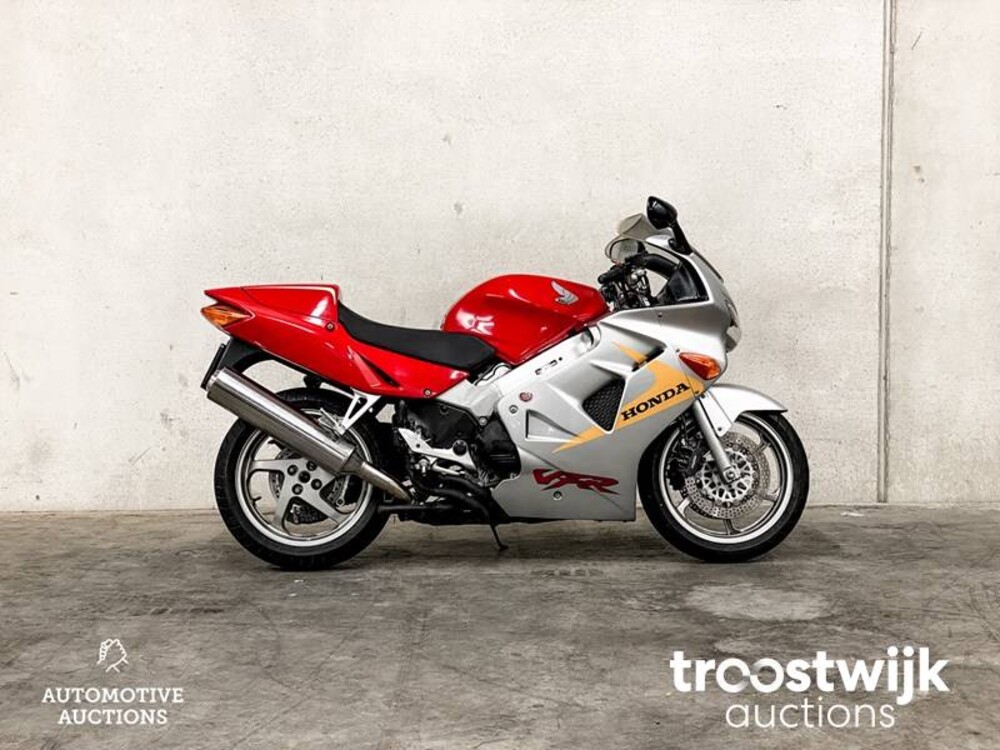 Honda VFR800FI 782cc 100pk 1999, MZ-02-VR