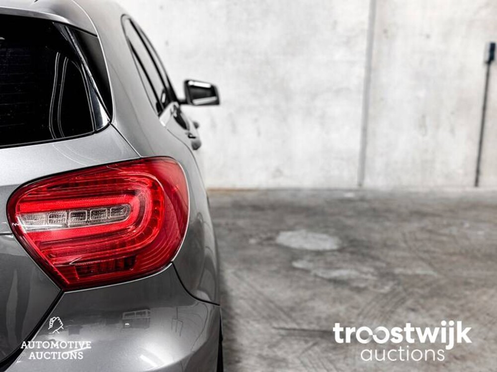 Mercedes-Benz A45 AMG 4Matic A-klasse 400pk 2013, J-945-HK