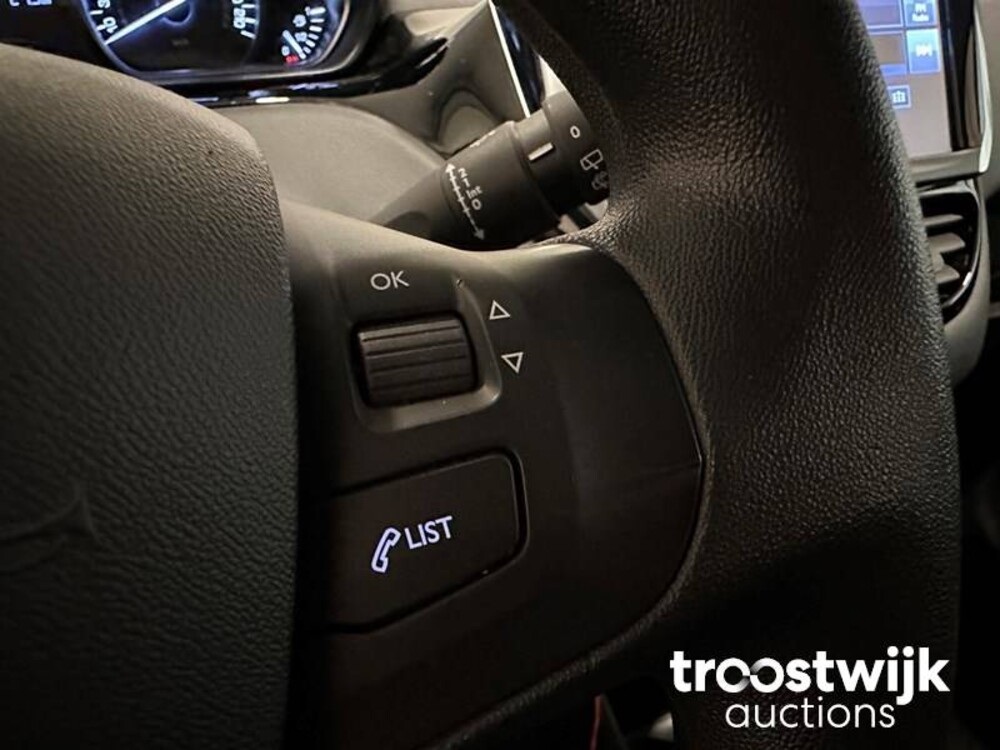 Peugeot 208 PureTech Active 2016 -Orig. NL-, JT-554-L