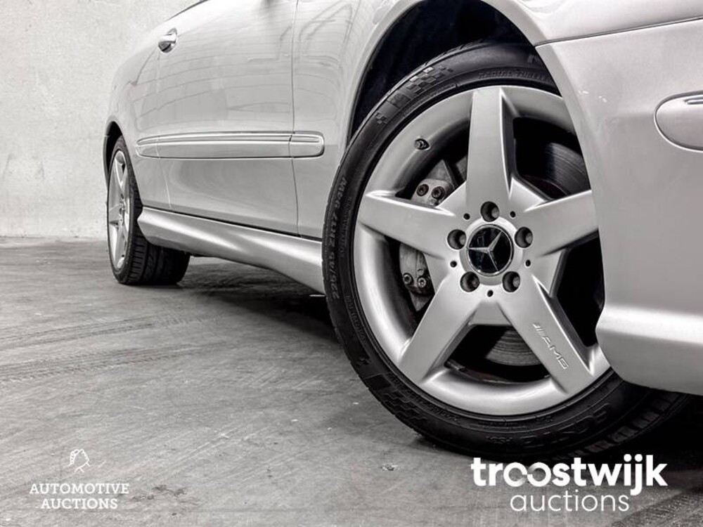 Mercedes-Benz CLK550 Elegance Cabriolet 387pk 2007, R-028-VF