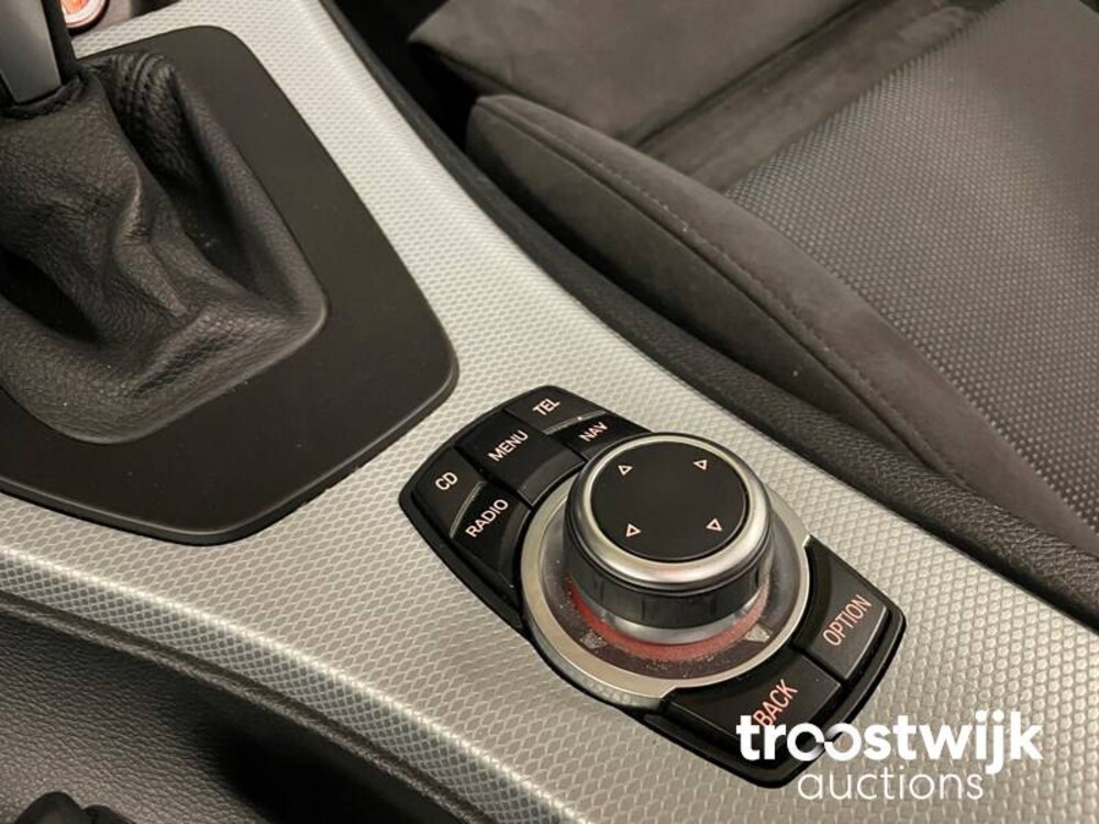 BMW 318i Touring Corporate Lease M Sport Edition 3-serie 136pk E90/E91 2013 -Orig. NL-, 90-ZLH-6