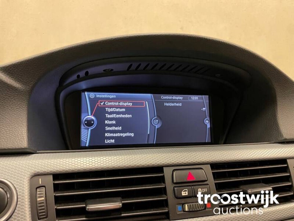 BMW 318i Touring Corporate Lease M Sport Edition 3-serie 136pk E90/E91 2013 -Orig. NL-, 90-ZLH-6