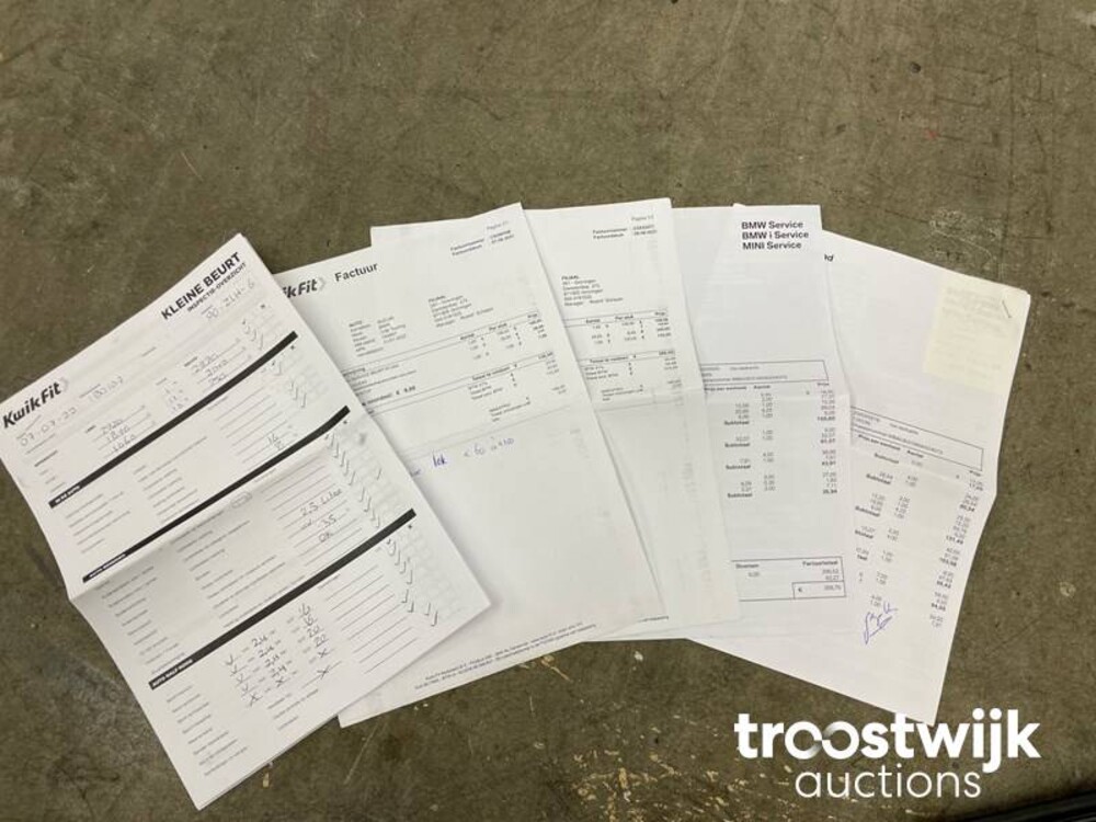 BMW 318i Touring Corporate Lease M Sport Edition 3-serie 136pk E90/E91 2013 -Orig. NL-, 90-ZLH-6