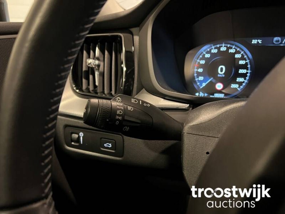 Volvo XC60 D4 Geartronic AWD Inscription 190pk 2018 -Orig. NL-, RL-821-P
