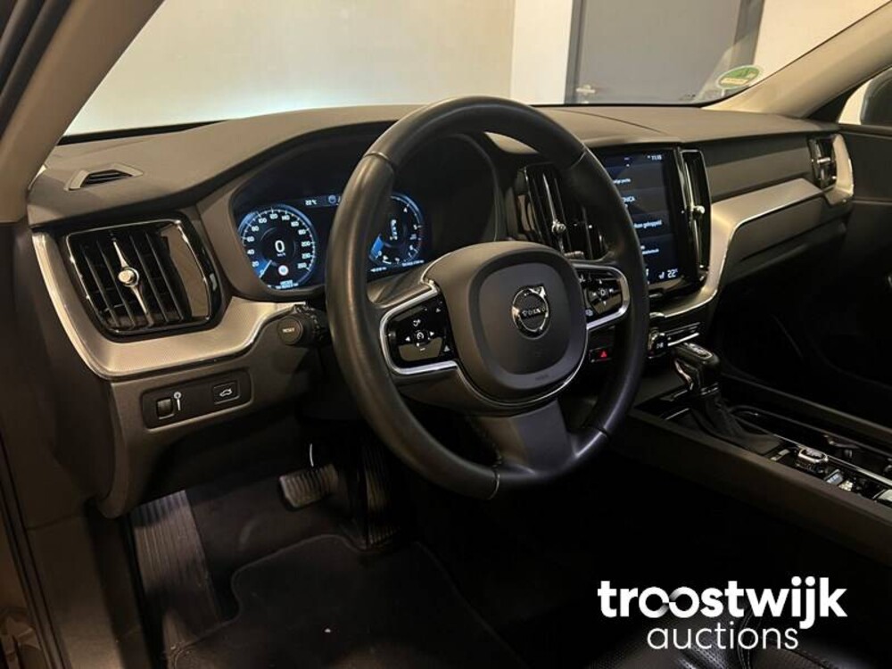 Volvo XC60 D4 Geartronic AWD Inscription 190pk 2018 -Orig. NL-, RL-821-P